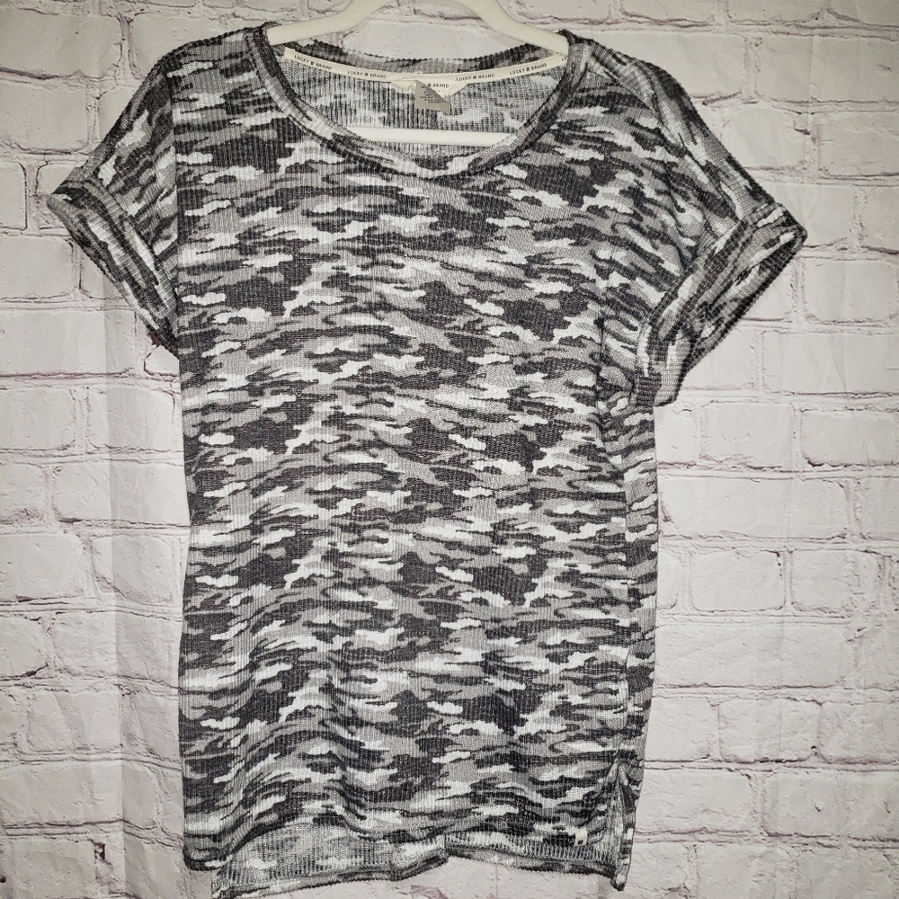 Lucky Brand Gray and White Short Sleeve Tee